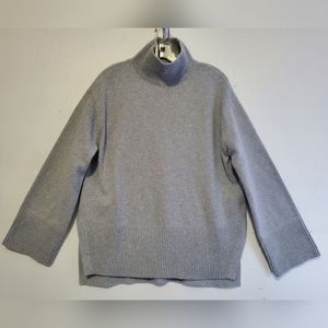 H& M Size Small Gray Oversize Sweater